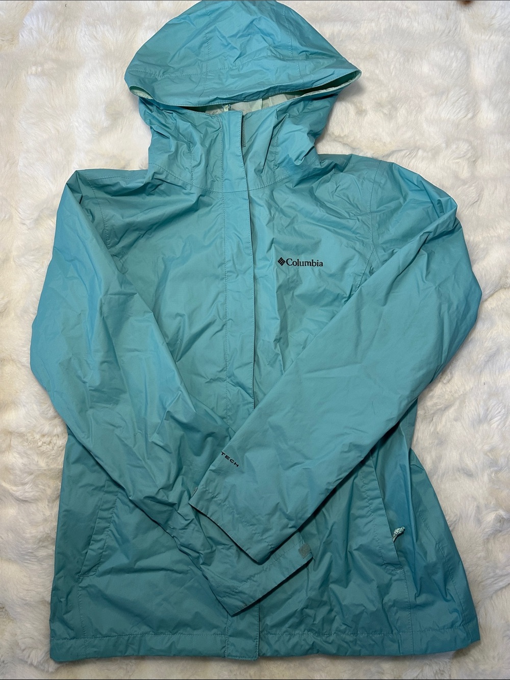 Columbia Women's light  Aqua Hooded windbreaker